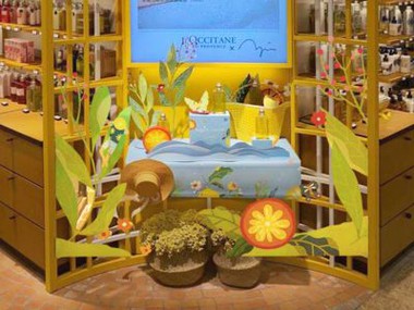 Rzeźba z papieru na witryny sklepowe